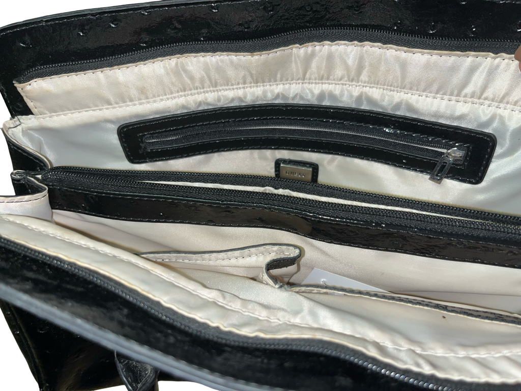 Y2K GUESS Black and Silver Buckle Handbag 2000’s