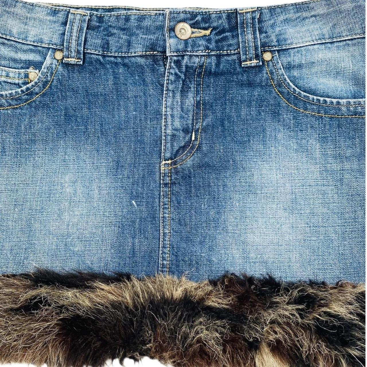 Denim 2000’s y2k mini skirt with faux fur trim ukS