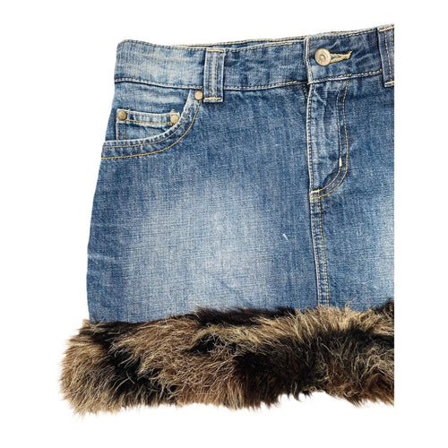 Denim 2000’s y2k mini skirt with faux fur trim ukS